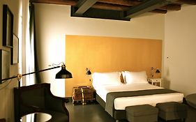 Pepita Lodge